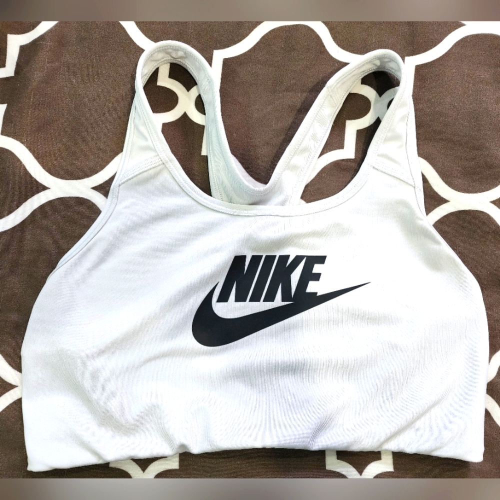 Nike dri-fit sports bra